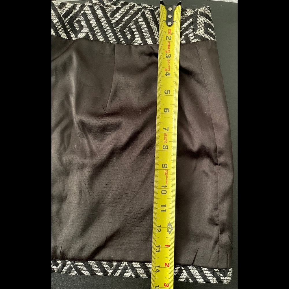 🚨SOLD🚨 Forever 21 Black Mini Skirt Size L - Picture 5 of 9